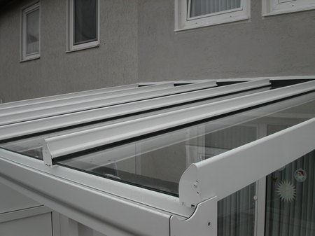 Pultdach Glas.JPG
